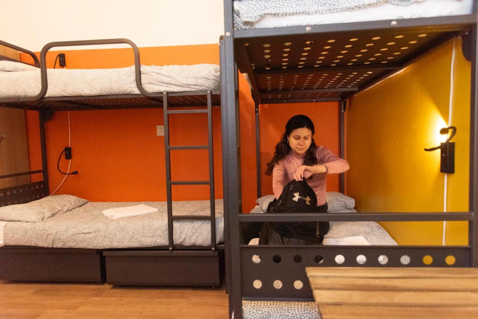 Sunflower Beach Backpacker Hostel & Bar ريميني المظهر الخارجي الصورة