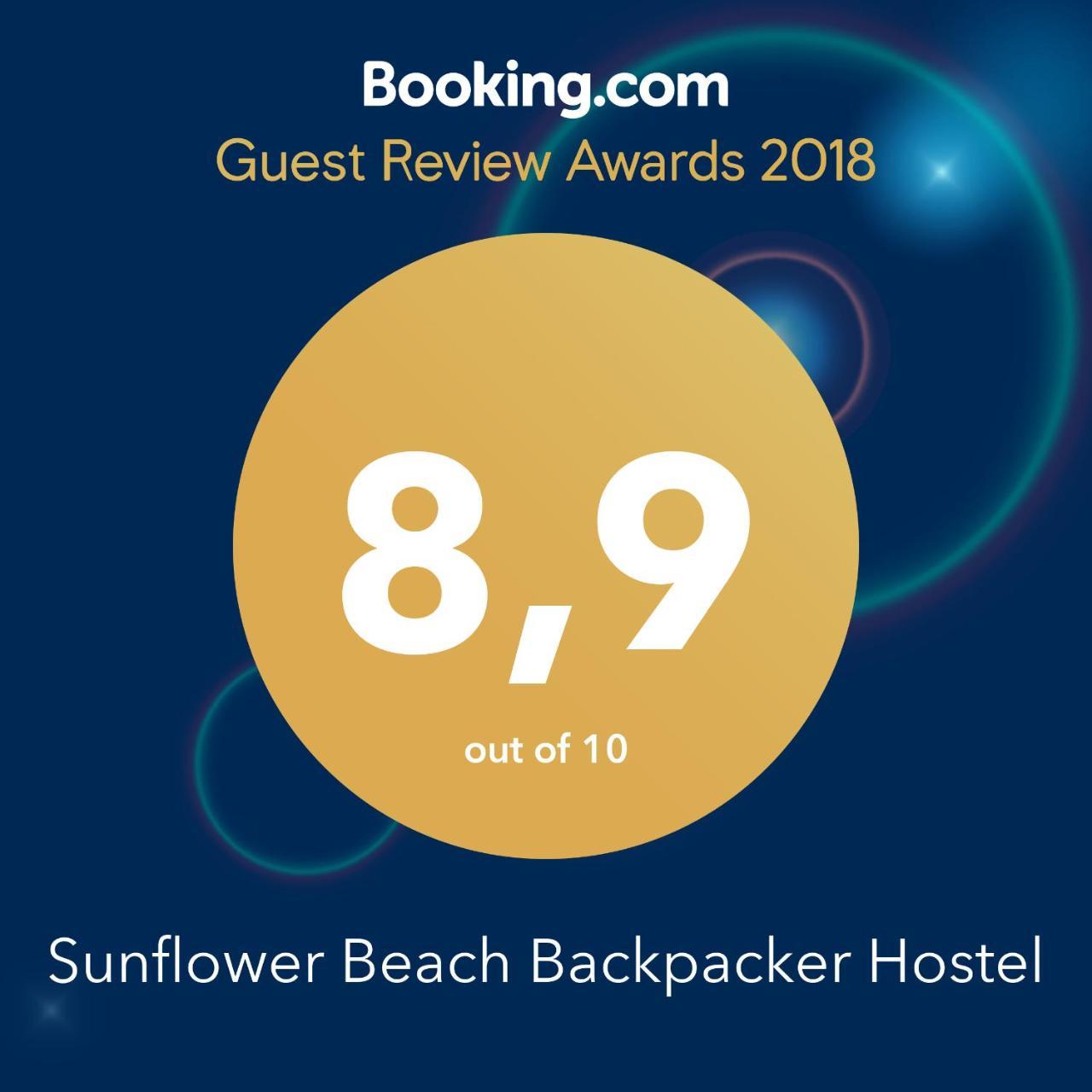 Sunflower Beach Backpacker Hostel & Bar ريميني المظهر الخارجي الصورة